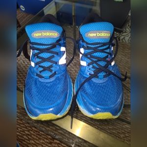 New Balance Fresh Foam 1080v7 Bright Blue Sneakers